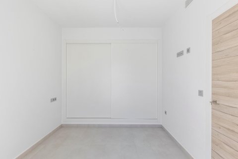 Villa for sale in La Florida, Alicante, Spain 3 bedrooms, 140 sq.m. No. 167639 - photo 19