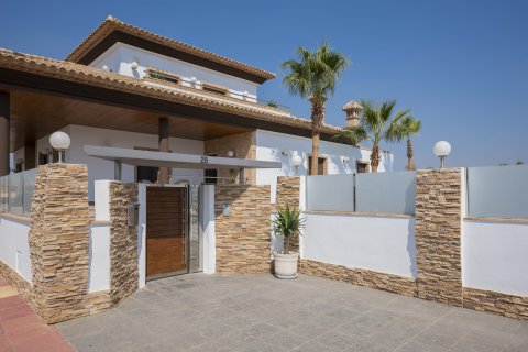 Villa for sale in Avileses, Murcia, Spain 4 bedrooms, 190 sq.m. No. 137215 - photo 16