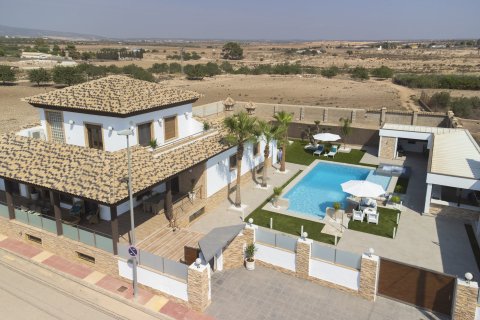 Villa for sale in Avileses, Murcia, Spain 4 bedrooms, 190 sq.m. No. 137215 - photo 14