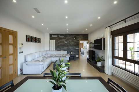 Villa for sale in Avileses, Murcia, Spain 4 bedrooms, 190 sq.m. No. 137215 - photo 19