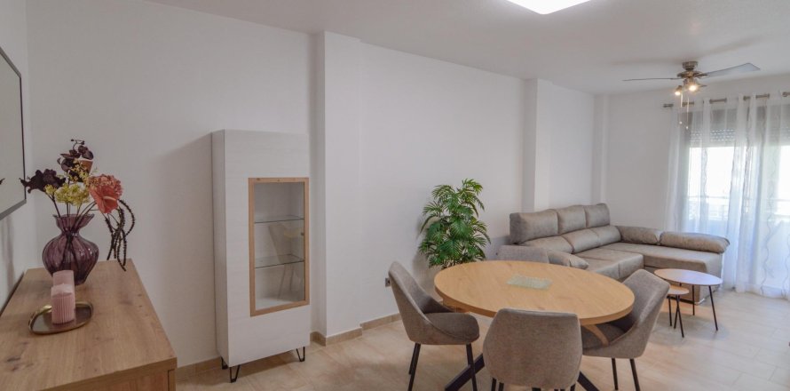 Wohnung in Torrevieja, Alicante, Spanien 2 Schlafzimmer, 75 m2 Nr. 160669