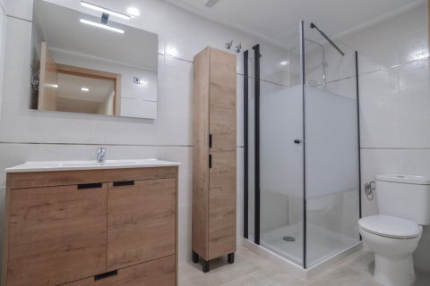 Wohnung zum Verkauf in Torrevieja, Alicante, Spanien 2 Schlafzimmer, 75 m2 Nr. 160669 - Foto 16