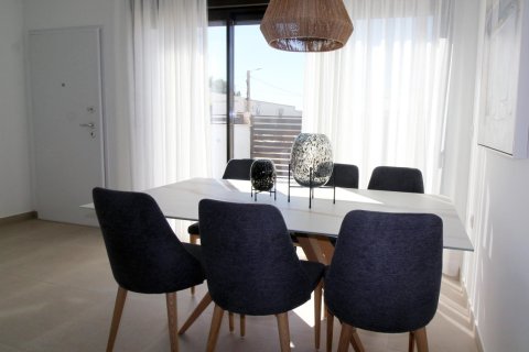 Duplex for sale Pilar de la Horadada, Alicante, Spain 3 bedrooms, 107 sq.m. No. 135732 - photo 16