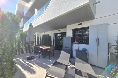 Продажа квартиры в Аликанте, Испания 2 спальни, 68м2 №142809 - фото 11