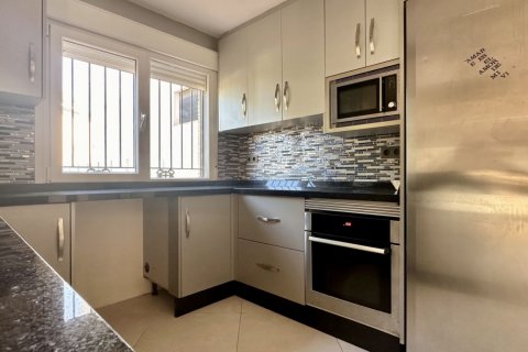 Huvila myytävänä Alicante, Espanja, 4 makuuhuonetta, 195 m2 No. 142807 - kuva 27