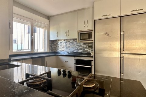 Huvila myytävänä Alicante, Espanja, 4 makuuhuonetta, 195 m2 No. 142807 - kuva 25