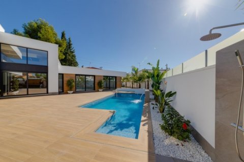 Villa zum Verkauf in Ciudad Quesada, Alicante, Spanien 4 Schlafzimmer, 220 m2 Nr. 145189 - Foto 13