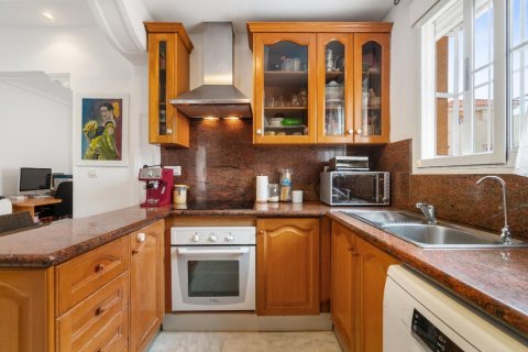 Villa in vendita a Alicante, Spagna 4 camere da letto, 253 mq. N° 145191 - foto 11