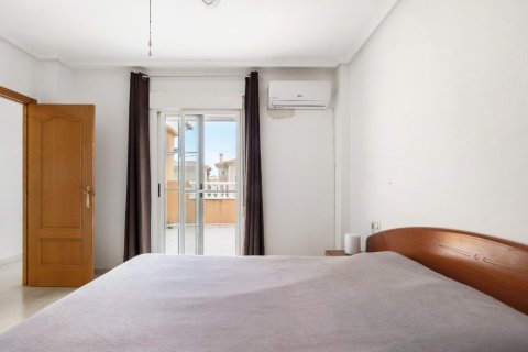 Villa in vendita a Alicante, Spagna 4 camere da letto, 253 mq. N° 145191 - foto 16