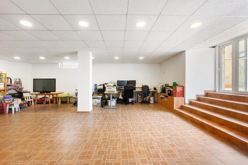 Villa en Alicante, España 4 dormitorios, 253 m2 No. 145191