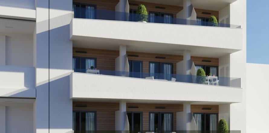 Apartament w Torrevieja, Alicante, Hiszpania 3 sypialnie, 109 mkw. nr 151593