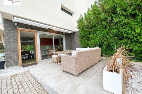 Apartament w Chiva, Valencia, Hiszpania 4 sypialnie, 300 mkw. nr 195870 – zdjęcie 13