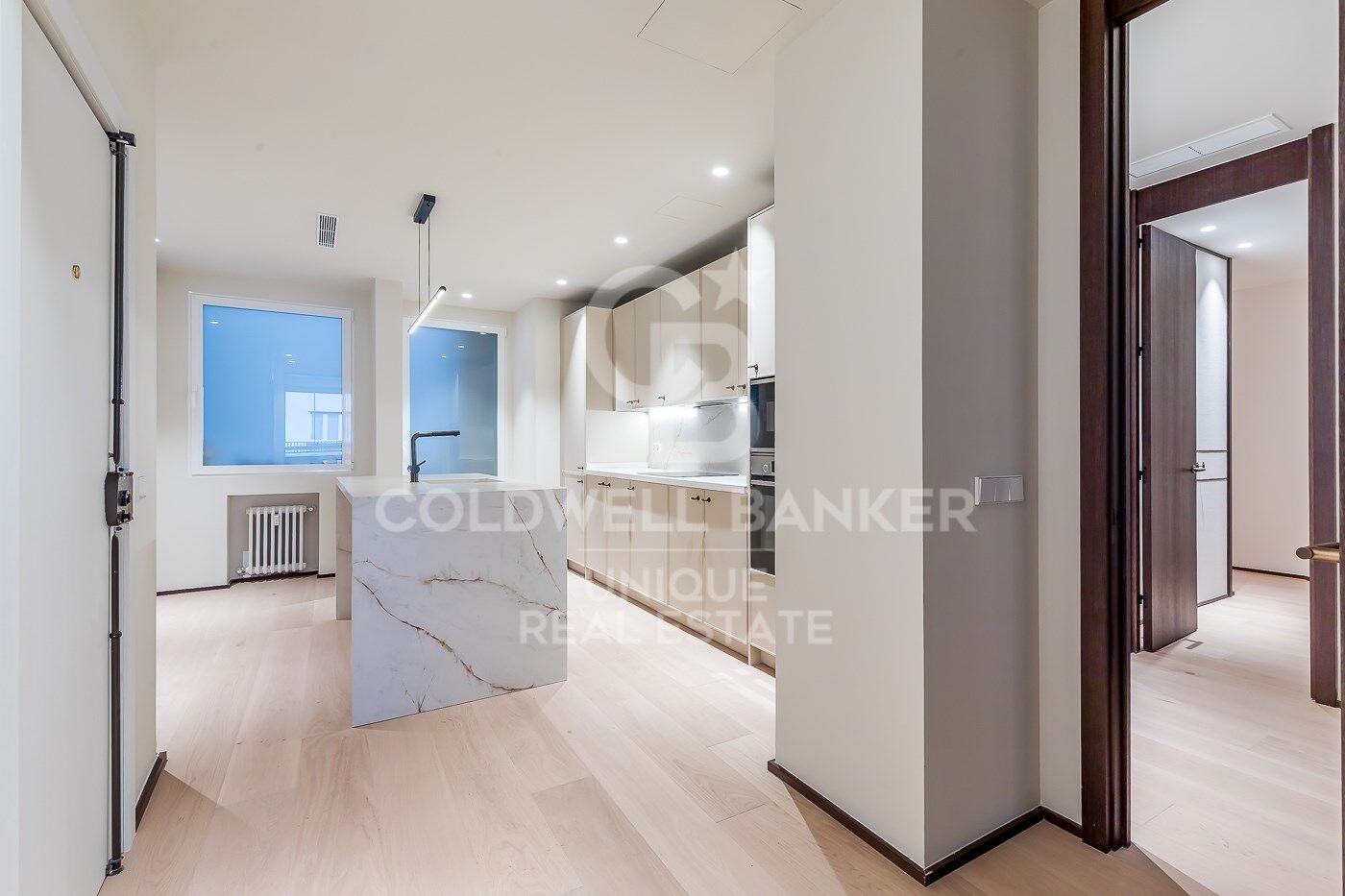 Квартира в Мадрид, Испания 4 спальни, 285м2 №178704