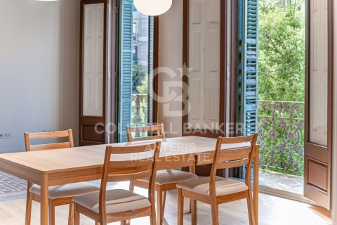 Apartment à vendre à Barcelona, Espagne, 4 chambres, 129 m2 No. 178705 - photo 13