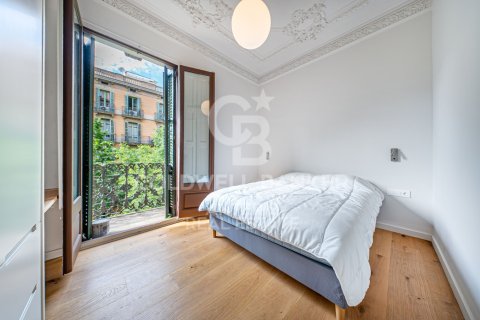 Apartment à vendre à Barcelona, Espagne, 4 chambres, 129 m2 No. 178705 - photo 22