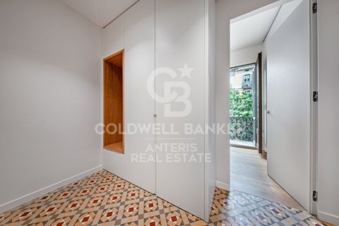 Apartment à vendre à Barcelona, Espagne, 4 chambres, 129 m2 No. 178705 - photo 16