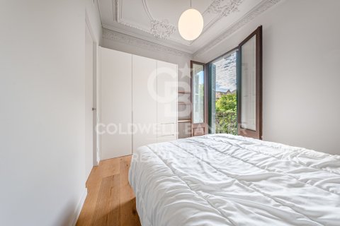 Apartment à vendre à Barcelona, Espagne, 4 chambres, 129 m2 No. 178705 - photo 23