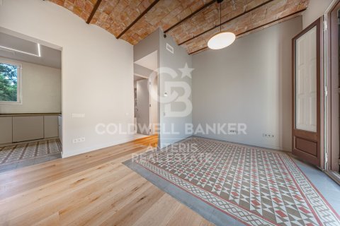Apartment à vendre à Barcelona, Espagne, 4 chambres, 129 m2 No. 178705 - photo 4
