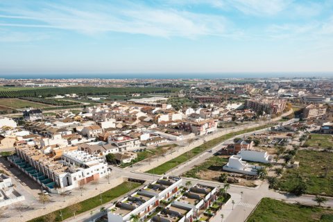 Bungalow for sale Pilar de la Horadada, Alicante, Spain 2 bedrooms, 71 sq.m. No. 137316 - photo 5