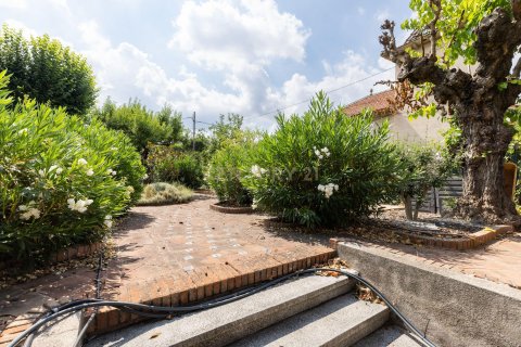 Land plot for sale in Parets del Vallès, Barcelona, Spain No. 182390 - photo 5