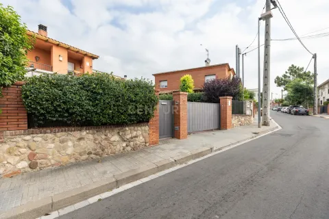 House zum Verkauf in Parets del Vallès, Barcelona, Spanien 6 Schlafzimmer, 320 m2 Nr. 182391 - Foto 5