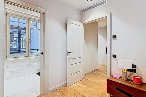 Appartamento in vendita a Barcelona, Spagna 1 camera da letto, 105 mq. N° 182387 - foto 13
