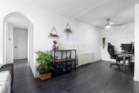Продажа квартиры в Молле-дель-Вальес, Барселона, Испания 3 спальни, 78м2 №182392 - фото 4