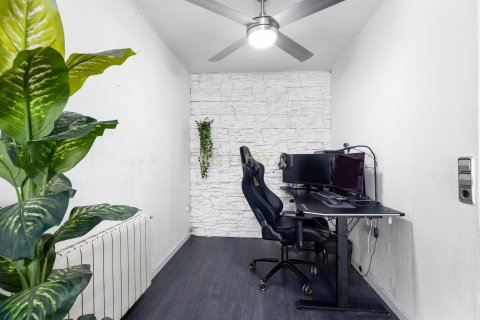 Продажа квартиры в Молле-дель-Вальес, Барселона, Испания 3 спальни, 78м2 №182392 - фото 12