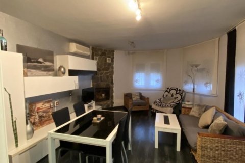 Talo myytävänä L'Ametlla de Mar, Tarragona, Espanja, 3 makuuhuonetta, 142 m2 No. 152973 - kuva 2