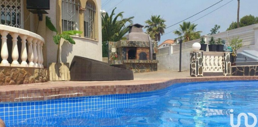 Talo L'Ametlla de Mar, Tarragona, Espanja 3 makuuhuonetta, 142 m2 No. 152973