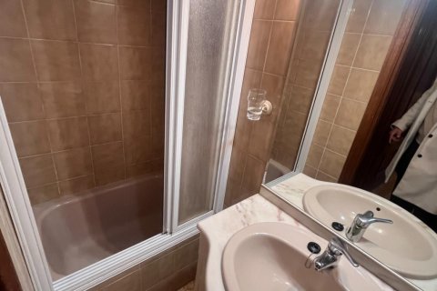 Lägenhet till salu i Madrid, Spanien 3 sovrum, 73 kvm. Nr. 141393 - foto 10