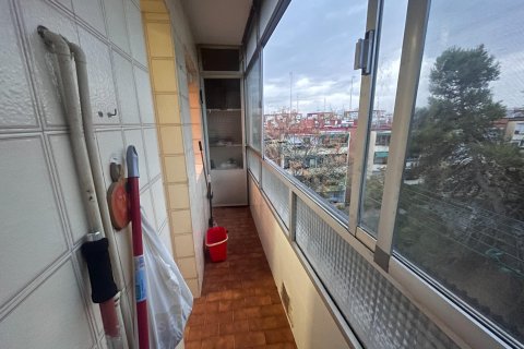 Lägenhet till salu i Madrid, Spanien 3 sovrum, 73 kvm. Nr. 141393 - foto 4