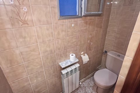 Lägenhet till salu i Madrid, Spanien 3 sovrum, 73 kvm. Nr. 141393 - foto 11