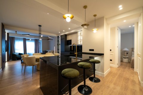 Lägenhet till salu i Madrid, Spanien 3 sovrum, 122 kvm. Nr. 141390 - foto 16