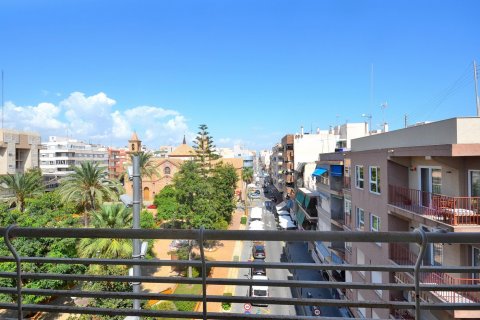 Apartment for sale Torrevieja, Alicante, Spain 4 bedrooms, 113 sq.m. No. 109290 - photo 1