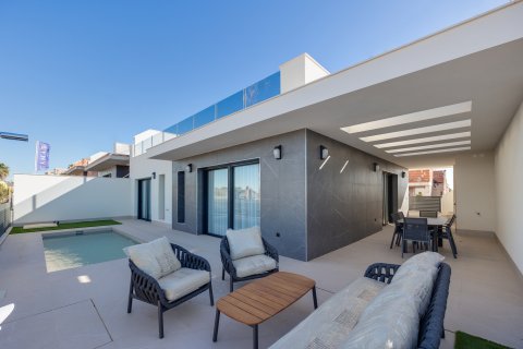 Villa pārdošanā Torrevieja, Alicante, Spānijā 3 istabas, 141 m2 Nr. 156287 - attēls 13