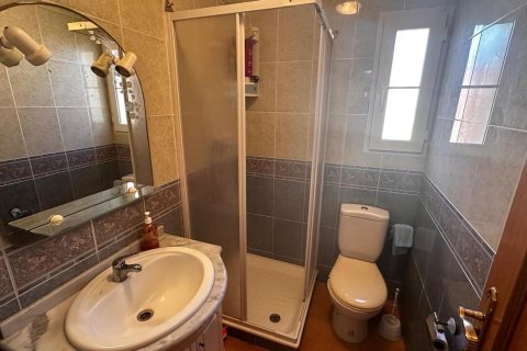 Kaupunkipientalo myytävänä Torre de la Horadada, Alicante, Espanja, 3 makuuhuonetta,  No. 138566 - kuva 7