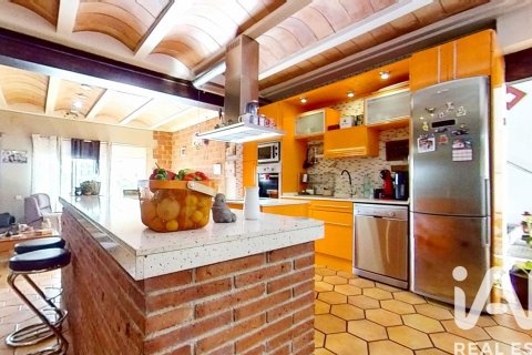 Продажа таухауса в Салоу, Таррагона, Испания 3 спальни, 220м2 №152897 - фото 2