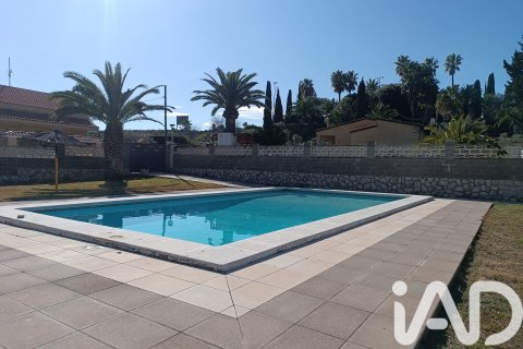 Продажа таухауса в Салоу, Таррагона, Испания 3 спальни, 220м2 №152897 - фото 27