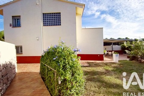 Продажа таухауса в Салоу, Таррагона, Испания 3 спальни, 220м2 №152897 - фото 11