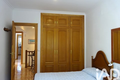 Dom w Denia, Alicante, Hiszpania 3 sypialnie, 215 mkw. nr 152895 – zdjęcie 13