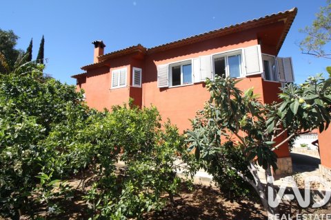 Hus i Denia, Alicante, Spanien 3 sovrum, 215 kvm. Nr. 152895