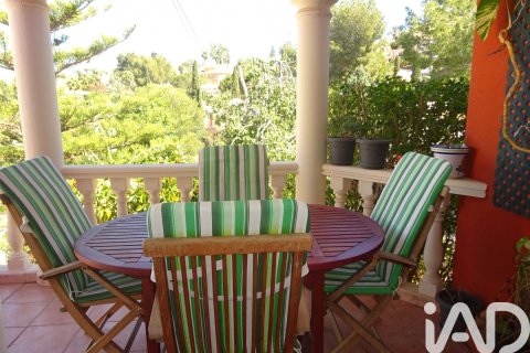 Dom w Denia, Alicante, Hiszpania 3 sypialnie, 215 mkw. nr 152895 – zdjęcie 11