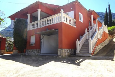 Dom w Denia, Alicante, Hiszpania 3 sypialnie, 215 mkw. nr 152895 – zdjęcie 2