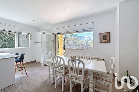 Hus till salu i Vallromanes, Barcelona, Spanien 5 sovrum, 498 kvm. Nr. 152896 - foto 8