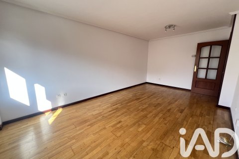 Wohnung zum Verkauf in Oviedo, Asturias, Spanien 2 Schlafzimmer, 79 m2 Nr. 152892 - Foto 7