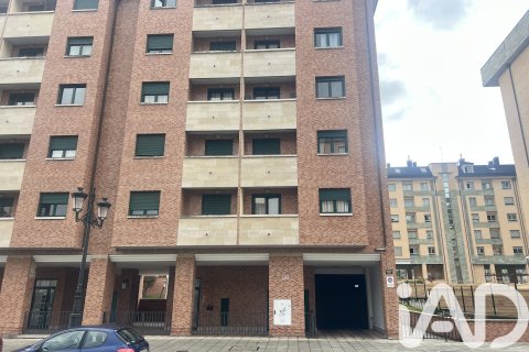 Wohnung zum Verkauf in Oviedo, Asturias, Spanien 2 Schlafzimmer, 79 m2 Nr. 152892 - Foto 29