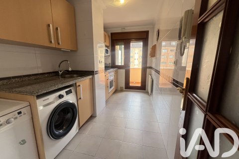 Wohnung zum Verkauf in Oviedo, Asturias, Spanien 2 Schlafzimmer, 79 m2 Nr. 152892 - Foto 24