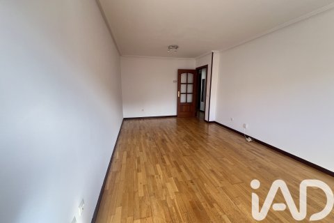 Wohnung zum Verkauf in Oviedo, Asturias, Spanien 2 Schlafzimmer, 79 m2 Nr. 152892 - Foto 6