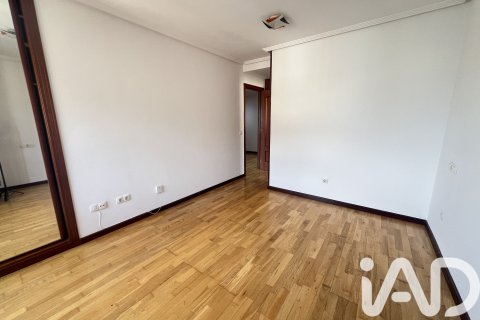Wohnung zum Verkauf in Oviedo, Asturias, Spanien 2 Schlafzimmer, 79 m2 Nr. 152892 - Foto 12